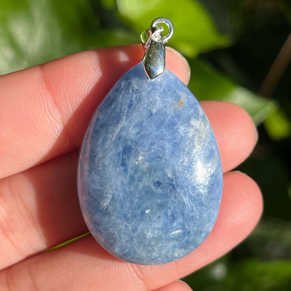 Sterling silver blue kayniye pendant